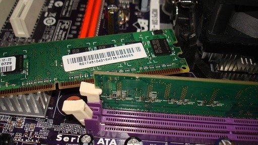 So Sánh RAM 12GB 1333MHz và 8GB 1600MHz: Lựa Chọn Nào Tối Ưu Hiệu Suất?