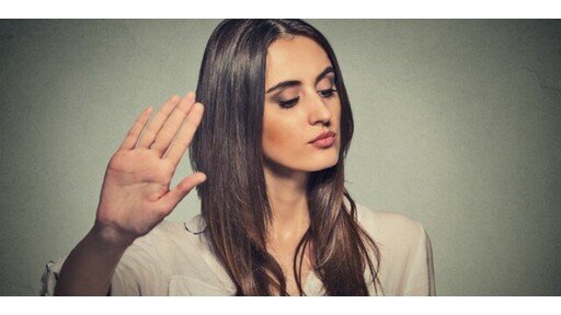 LÀM THẾ NÀO KHI BẠN GÁI MUỐN CHIA TAY? 8 LỜI KHUYÊN HỮU ÍCH