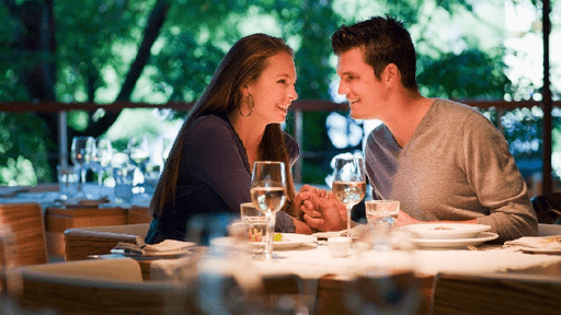 DẤU HIỆU ĐÀN ÔNG YÊU BẠN THẬT LÒNG