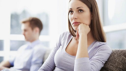 CHỒNG NHẮN TIN VỚI NGƯỜI YÊU CŨ PHẢI LÀM SAO?